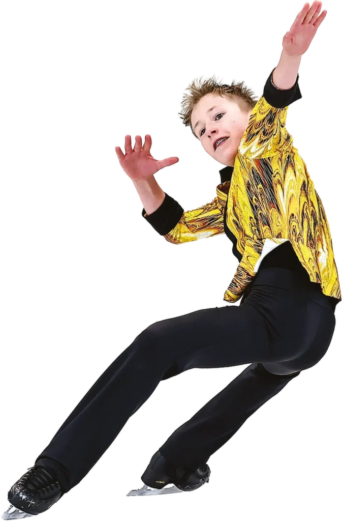 Photo: Hella Höppner | eislauffotos.de Emil Eiffler (Berlin) in a golden jacket, leaning low with his arms outstretched.