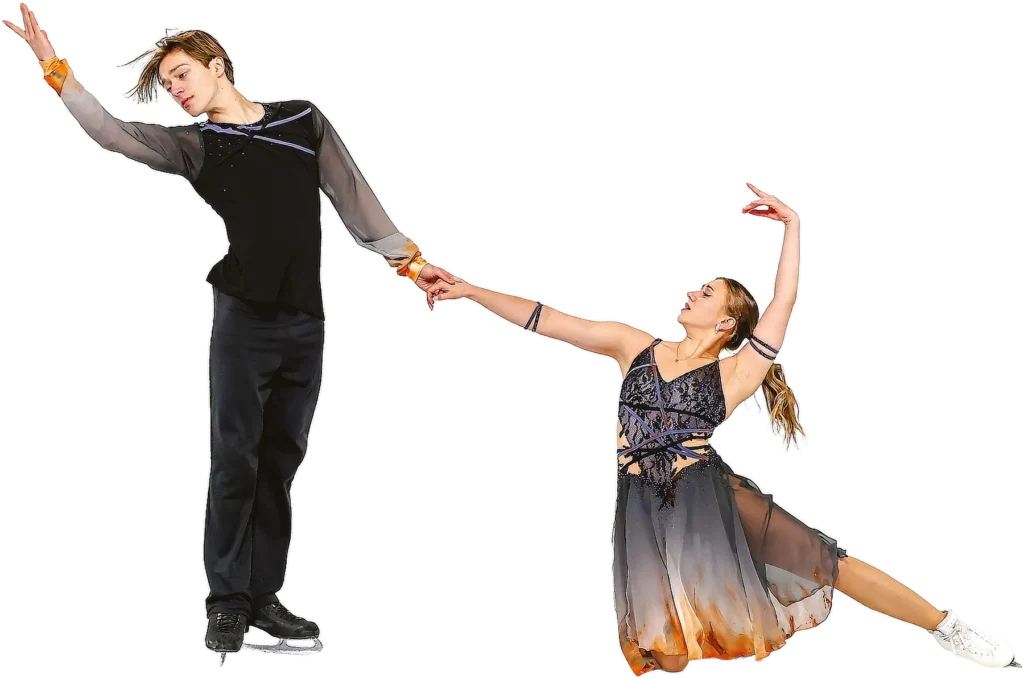 Photo: Hella Höppner | eislauffotos.de Alexia Kruk and Jan Eisenhaber (Germany) ice dancing, hand in hand in a wide pose.